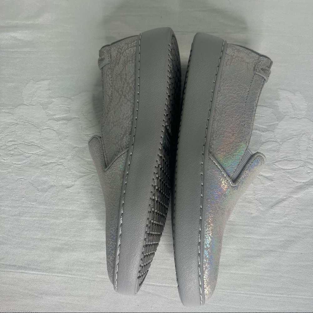 Vionic Avery Iridescent Silver Metallic Slip On S… - image 8